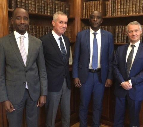 M. Molins et la délégation du Rwanda